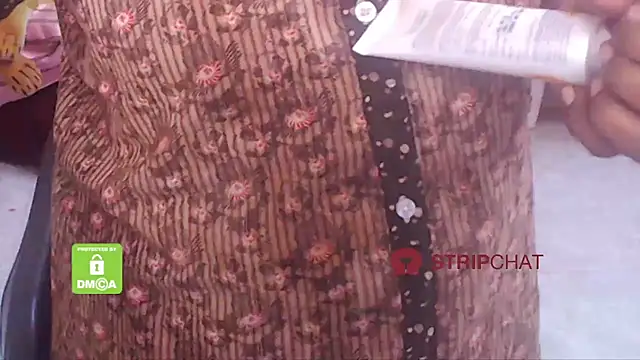 Snapshot of Novapol chatting on December 7, 1:25 am Novapol online show from December 7, 1:25 am