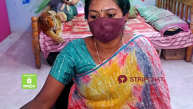 Snapshot of Novapol chatting on January 4, 11:11 am Novapol online show from January 4, 11:11 am