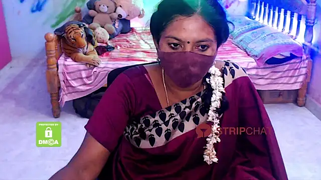 Snapshot of Novapol chatting on January 7, 5:53 pm Novapol online show from January 7, 5:53 pm