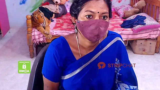 Snapshot of Novapol chatting on February 9, 2:06 am Novapol online show from February 9, 2:06 am