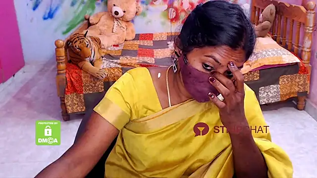 Snapshot of Novapol chatting on February 13, 4:54 am Novapol online show from February 13, 4:54 am