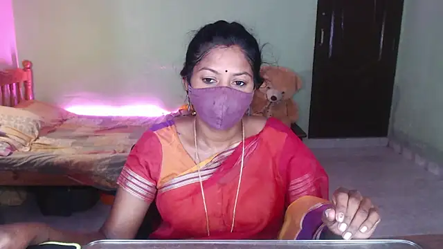 Snapshot of Novapol chatting on May 20, 2:01 pm Novapol online show from May 20, 2:01 pm