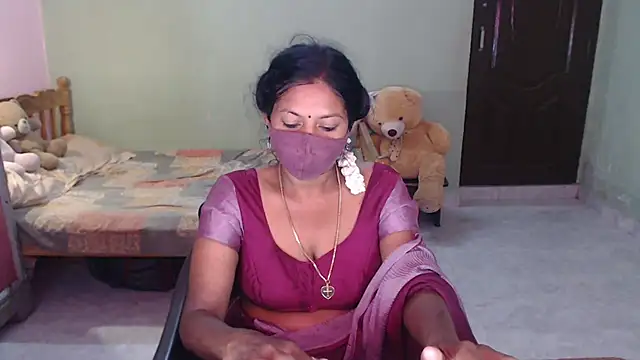 Snapshot of Novapol chatting on June 14, 5:59 pm Novapol online show from June 14, 5:59 pm
