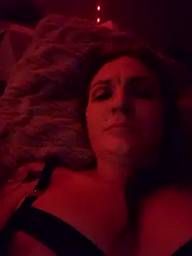 Snapshot of MaddisonX chatting on January 13, 11:26 am MaddisonX online show from January 13, 11:26 am