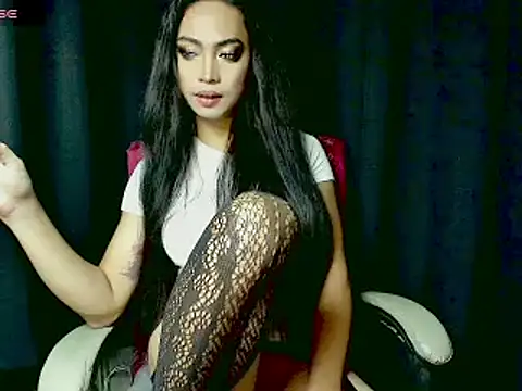 XXsexylongcockXX online show from December 19, 11:45 pm