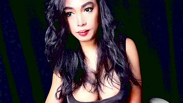 Snapshot of XXsexylongcockXX chatting on May 8, 10:04 pm XXsexylongcockXX online show from May 8, 10:04 pm