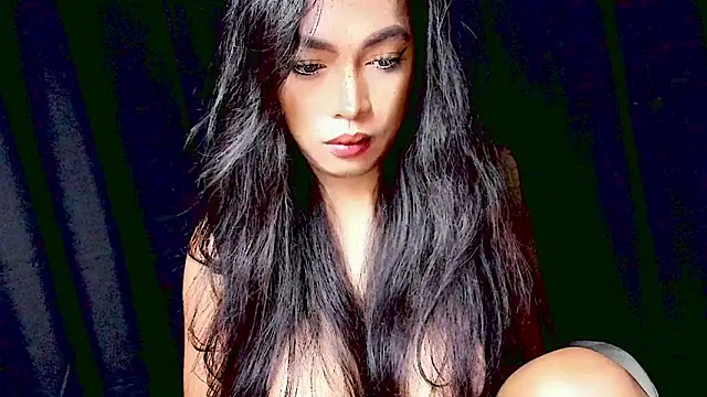 Snapshot of XXsexylongcockXX chatting on May 19, 1:56 am XXsexylongcockXX online show from May 19, 1:56 am