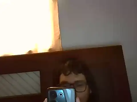 jheisonct online show from October 28, 2:09 pm