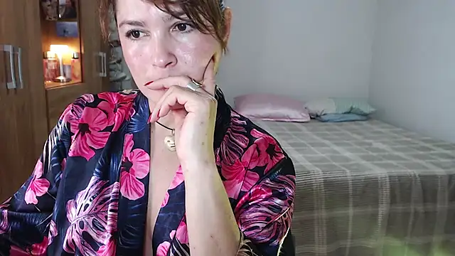 Snapshot of solamatista11 chatting on February 25, 8:51 pm solamatista11 online show from February 25, 8:51 pm