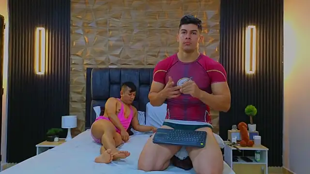 FelipeAndMarcello3 online show from February 26, 2:25 pm