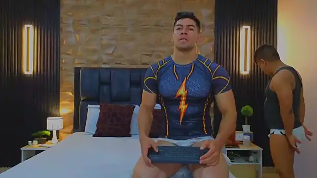 FelipeAndMarcello3 online show from March 3, 2:26 pm