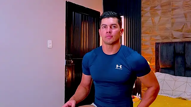 Snapshot of FelipeAndMarcello3 chatting on March 16, 7:18 pm FelipeAndMarcello3 online show from March 16, 7:18 pm
