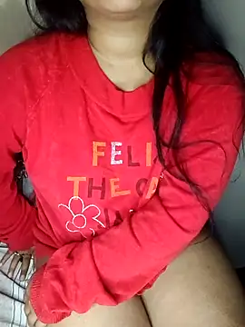 Sweet-Berry online show from February 5, 9:40 pm