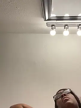 Foreignthababyy online show from April 7, 11:32 am