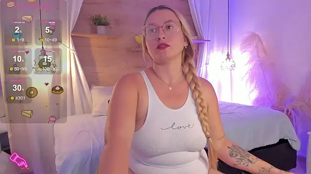 halaaa 1 online show from January 24, 10:41 pm