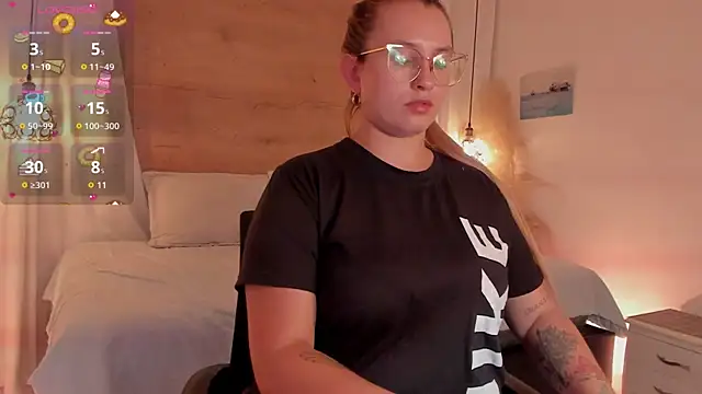 halaaa 1 online show from October 9, 7:12 pm