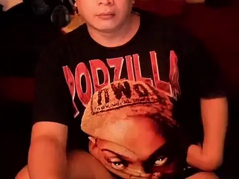 Snapshot of BEMYPROPERTYx chatting on February 17, 7:09 pm BEMYPROPERTYx online show from February 17, 7:09 pm