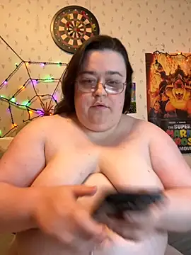 Snapshot of SexyxLexie chatting on November 1, 4:14 am SexyxLexie online show from November 1, 4:14 am