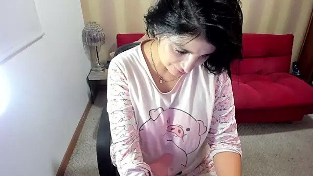 NicolettColin online show from April 1, 8:28 pm