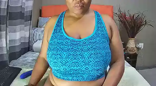 missboobsxx online show from March 9, 4:33 pm