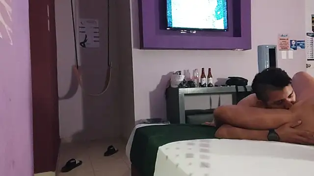 paolaluna03 online show from February 28, 4:10 pm