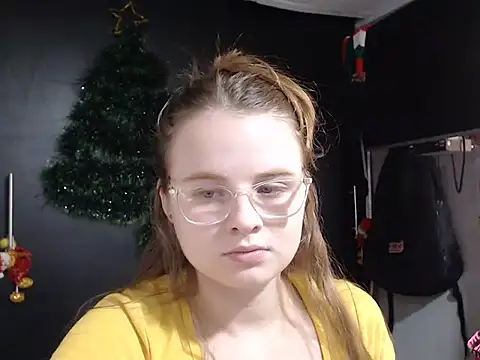 Snapshot of HellenMiyer1111 chatting on December 27, 8:50 pm HellenMiyer1111 online show from December 27, 8:50 pm