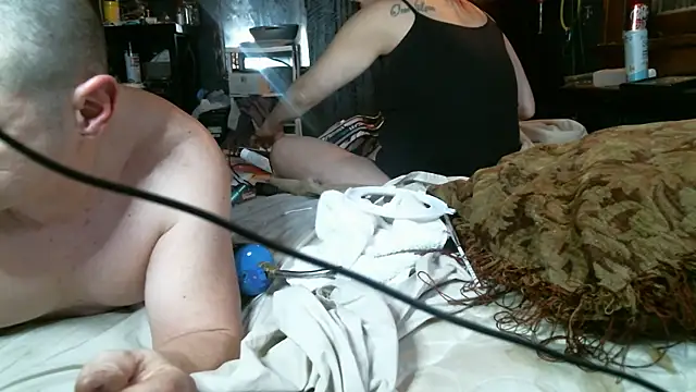 Snapshot of Deepsounding8585 chatting on March 15, 5:02 am Deepsounding8585 online show from March 15, 5:02 am