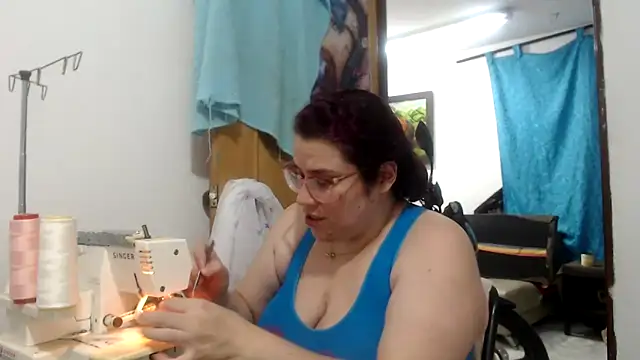 karlythothxh online show from March 20, 9:46 pm