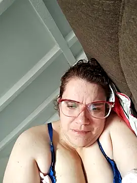 karlythothxh online show from December 22, 5:10 pm