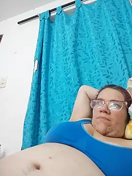 karlythothxh online show from May 20, 7:20 pm