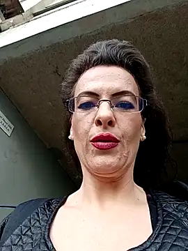 RebeccaNoble online show from April 18, 1:04 pm