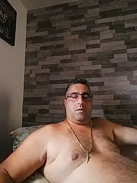 ADRIAN ADI40 online show from May 24, 11:37 am
