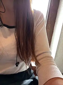 Snapshot of Tw_Zoella chatting on December 20, 5:14 am Tw Zoella online show from December 20, 5:14 am