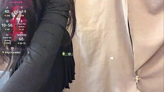 Snapshot of Tw_Zoella chatting on January 30, 5:09 am Tw Zoella online show from January 30, 5:09 am