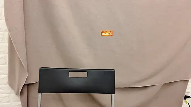 Snapshot of Tw_Zoella chatting on February 28, 2:53 pm Tw Zoella online show from February 28, 2:53 pm