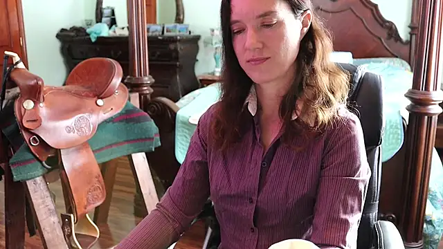 thornburyrose online show from December 16, 7:30 pm