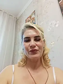 JennyOMay online show from June 2, 5:09 am
