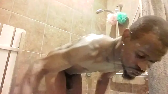 Maculine Stayr online show from October 19, 4:46 am