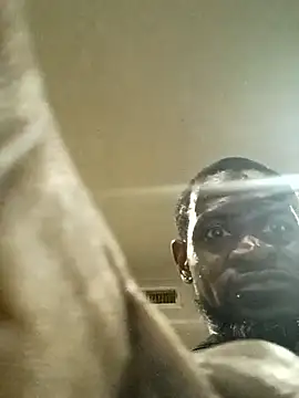 Snapshot of Maculine_Stayr chatting on February 22, 11:53 am Maculine Stayr online show from February 22, 11:53 am