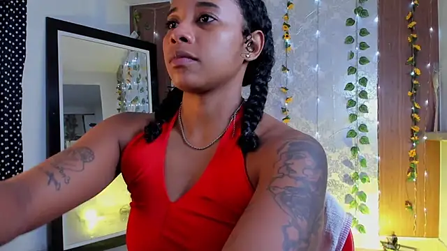 kelly thomson online show from March 14, 11:32 pm