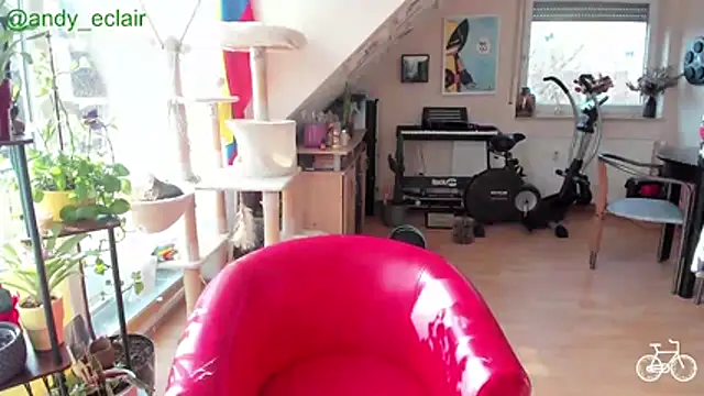 tinny williams online show from March 10, 2:22 pm