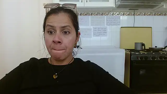 Snapshot of Sara_Brandon chatting on September 21, 8:10 pm Sara Brandon online show from September 21, 8:10 pm