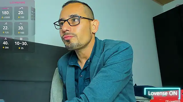 Snapshot of jhonyalzate2 chatting on February 13, 1:34 am jhonyalzate2 online show from February 13, 1:34 am