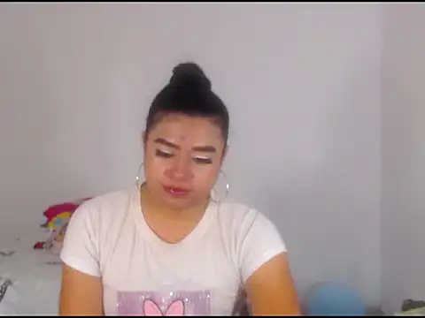 Snapshot of katrinawillff chatting on March 12, 4:46 pm katrinawillff online show from March 12, 4:46 pm