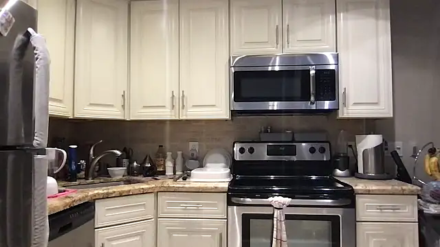 BigGuyMuscle online show from February 18, 7:54 pm