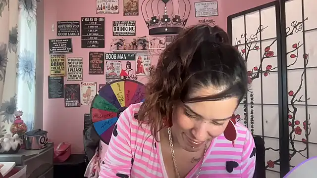 latinacubana online show from February 15, 4:23 pm