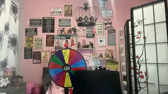 latinacubana online show from February 21, 7:34 am