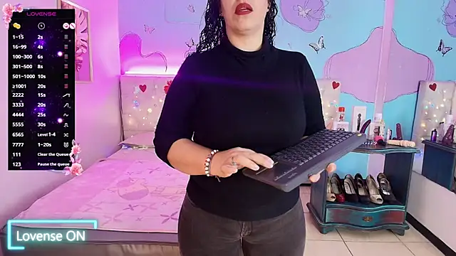 Zaly mature online show from March 31, 11:27 pm