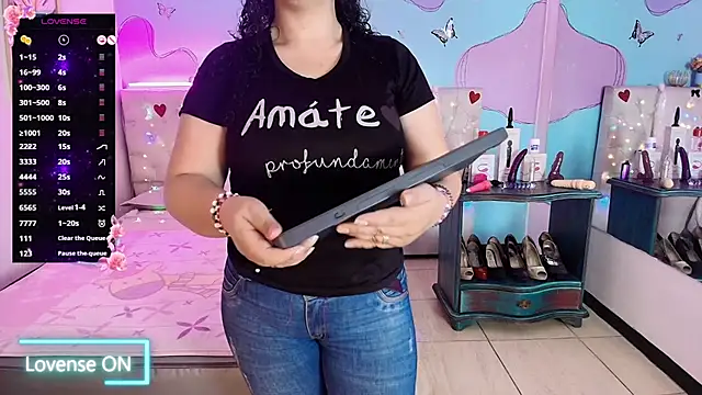 Zaly mature online show from April 6, 11:38 pm