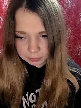 Zuli Kiska online show from February 15, 8:05 pm